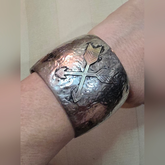 Jewelry - VINTAGE SILVER NAVAJO CUFF BRACELET 53.46 Grams ADJUSTABLE TO FIT MOST WRISTS